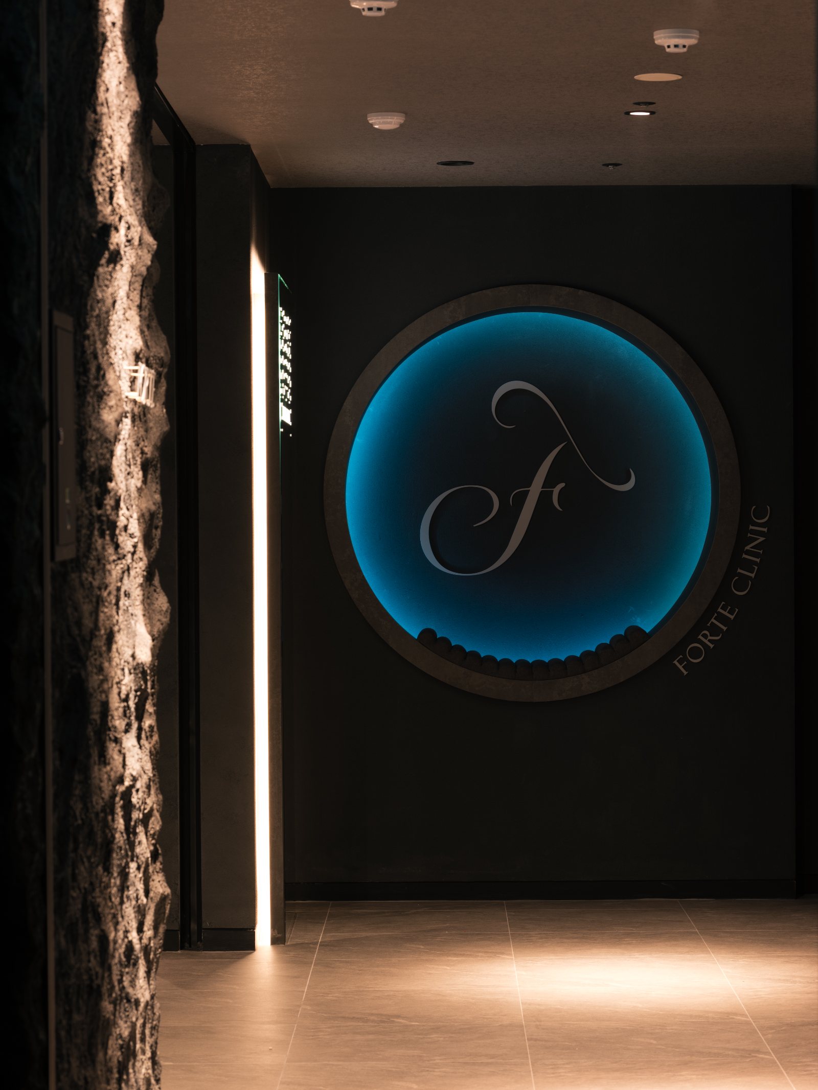 Forte Clinic signature entrance in Yeoksam, Gangnam
